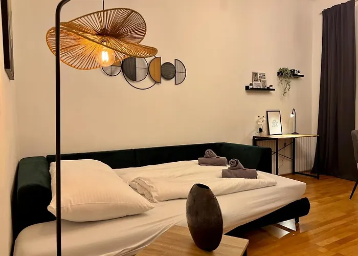Stylish Cityapartment 15 Minutes To Viennas Center Bécs