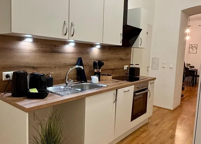 Stylish Cityapartment 15 Minutes To Viennas Center Apartman